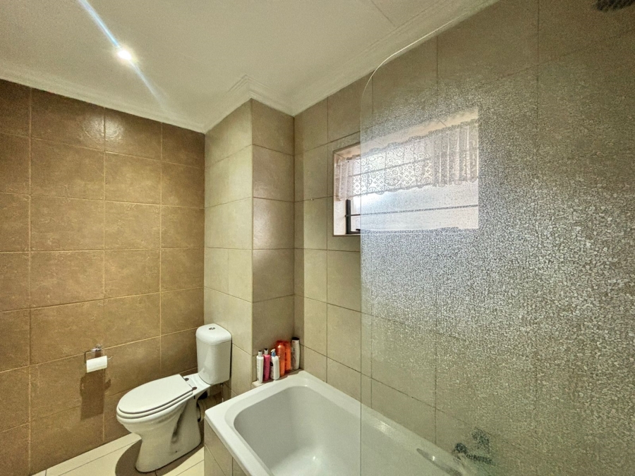 2 Bedroom Property for Sale in Die Bult North West